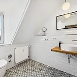 Limehome Maximiliansplatz *