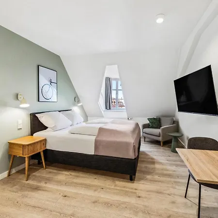 Limehome Maximiliansplatz *