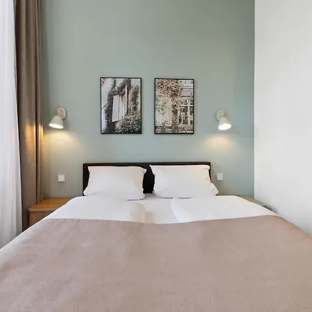 Limehome Maximiliansplatz Apartment *